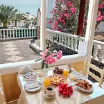 Dima Perissa (Santorini)