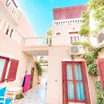 Dima 2* Perissa (Santorini)