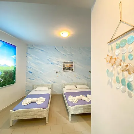 Zuma Apartmanhotel 2*