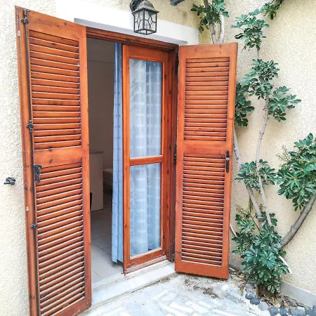 Villa Dima 2* Perissa (Santorini)