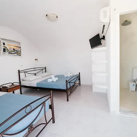 Villa Dima Aparthotel Perissa (Santorini)