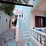 Hotel apartamentowy Dima 2*